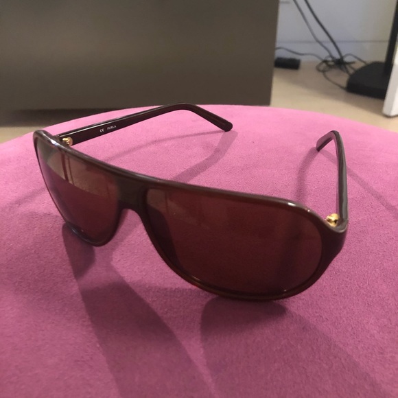 FURLA SUNGLASSES! - Picture 3 of 8